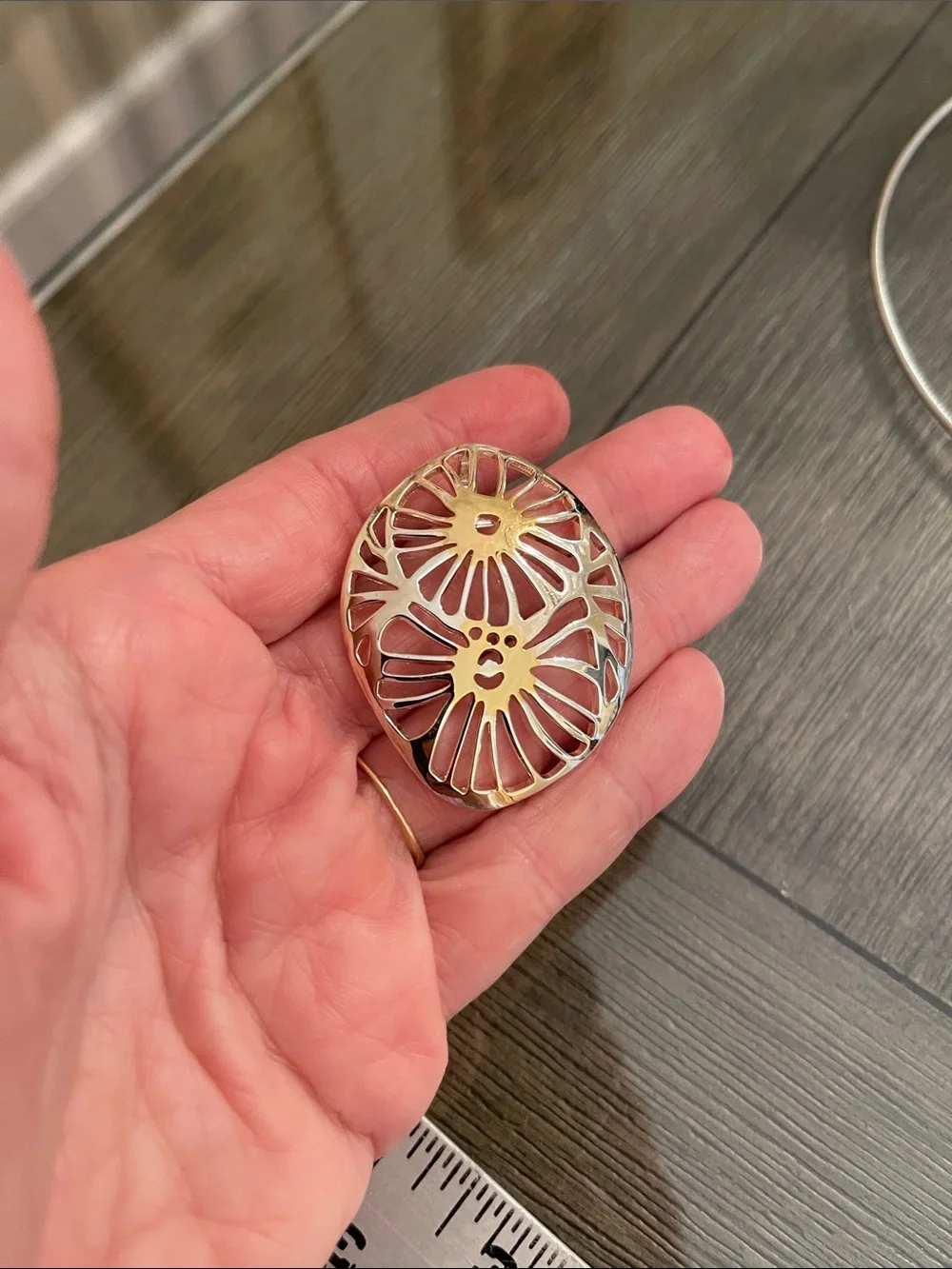 Vintage Two-tone Best Floral Cutout Slid / Pendant Wire Necklace